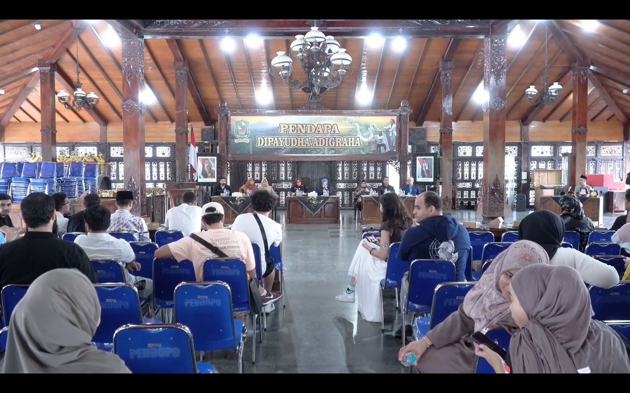 Community service in Dieng